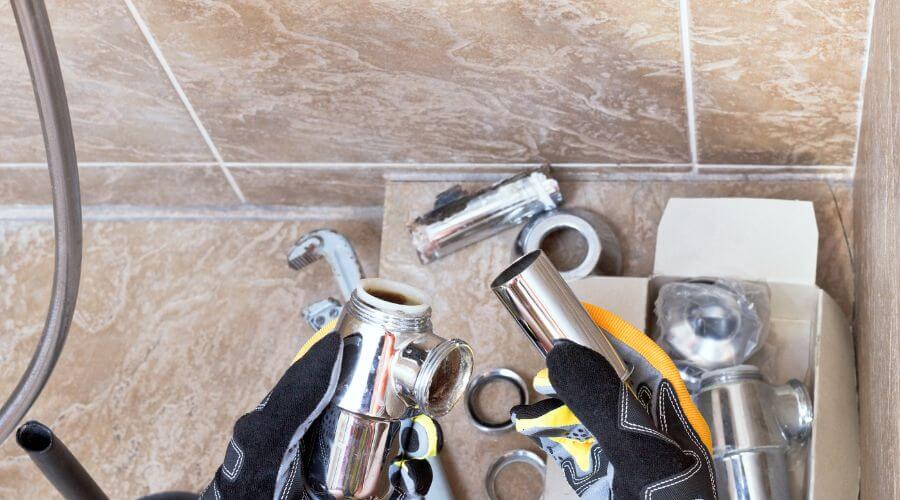 Professional gutter cleaning in Sawyer, MI